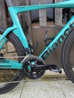 BICICLETA CARRETERA BIANCHI OLTRE COMP 105 DI2 12SP - AZUL CELESTE ULTIMAS UNIDADES TALLA 53 - 55 - Imagen 4
