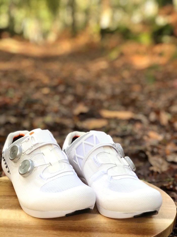 NUEVA ZAPATILLA DMT KR0 EVO BLANCO/PLATA - Imagen 5